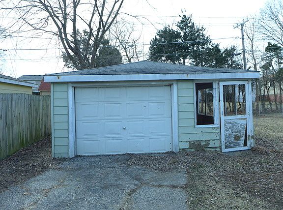 3rd image of 116 N Fairlawn Ave