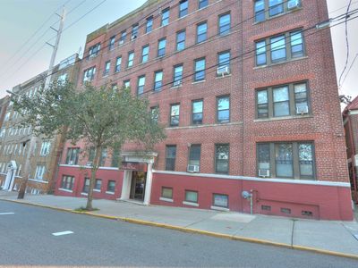331 79th St APT 31, North Bergen, NJ, 07047
