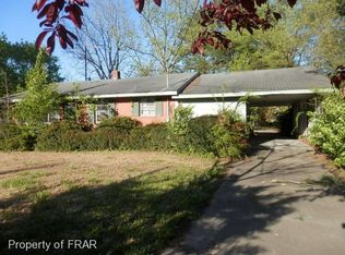 1111 Cedar Creek Rd, Fayetteville, NC 28312