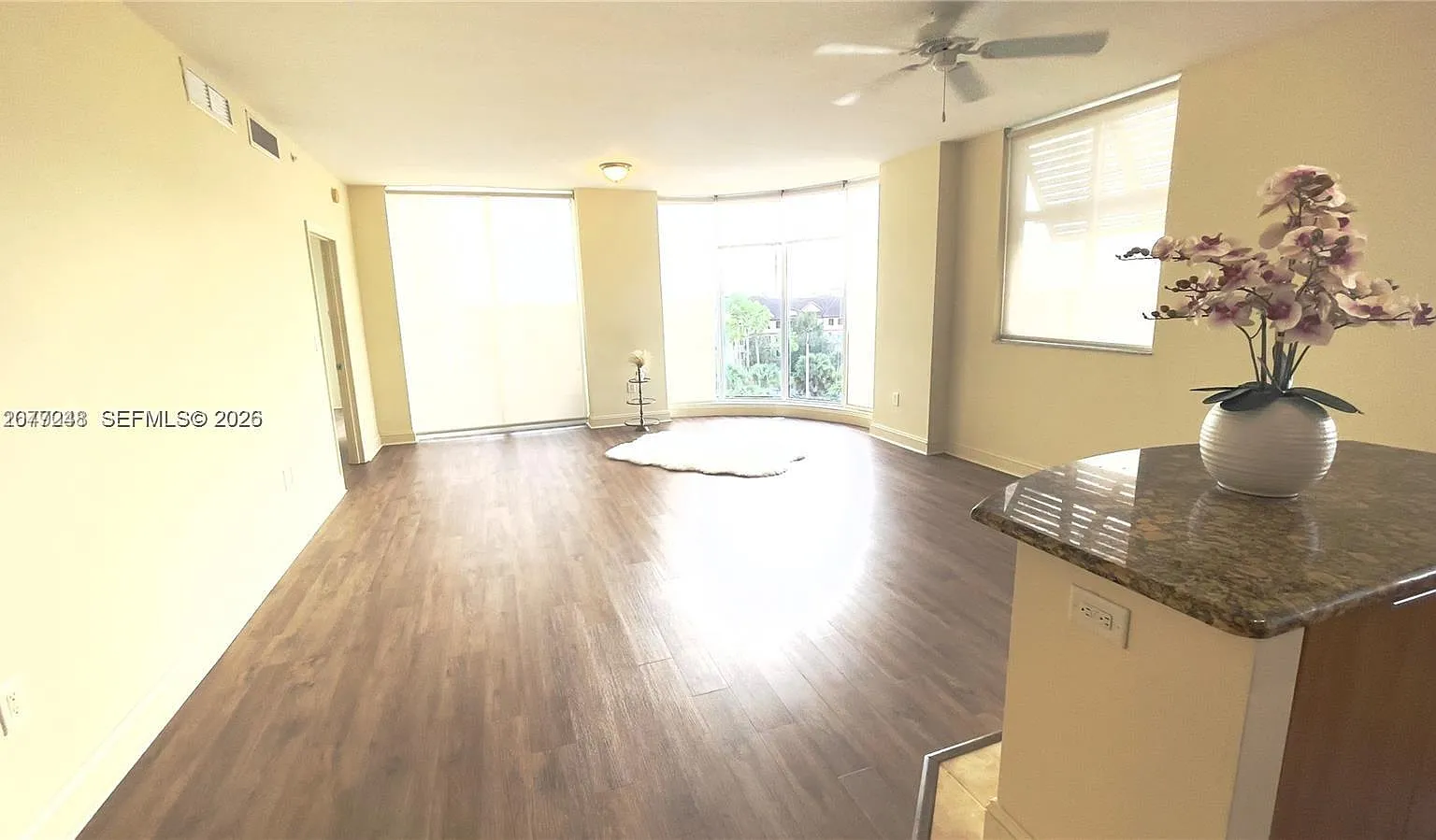 Veranda Condo — Photo 4