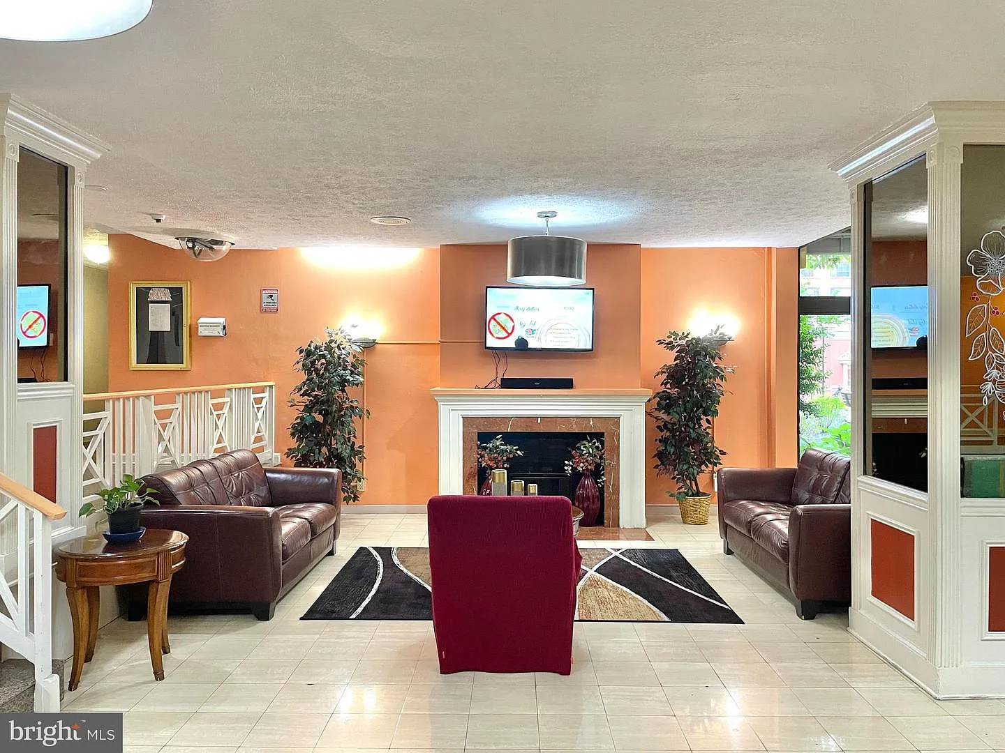 Studio, 383 sqft, $1,800 — Photo 2