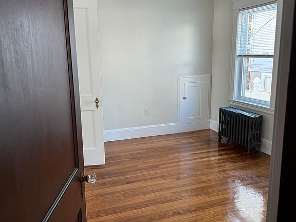 5th image of 30 Boutwell St #30