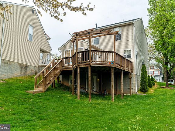 4th image of 13066 Thrift Ln