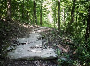 Hawthorn Ln, Bella vista, AR 72715