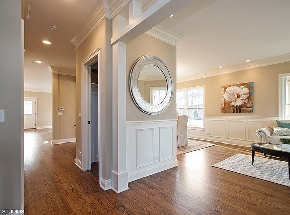 5th image of 442 N Charlotte St