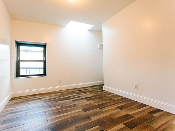 3rd image of 69 Troutman St APT 3B