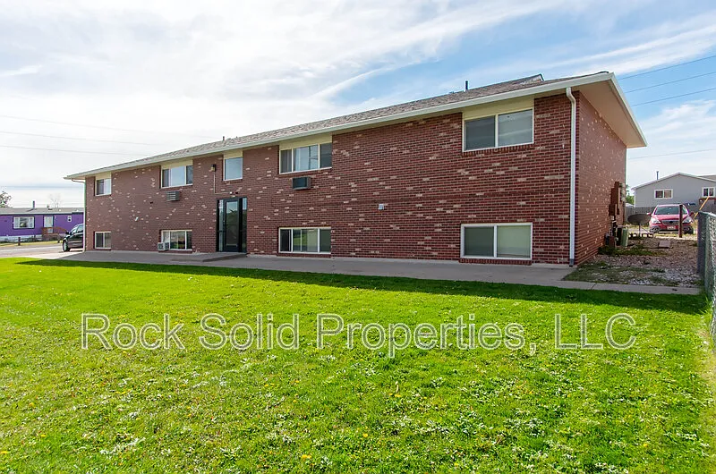 1 bed, 1.0 bath, 700 sqft, $950 — Photo 3