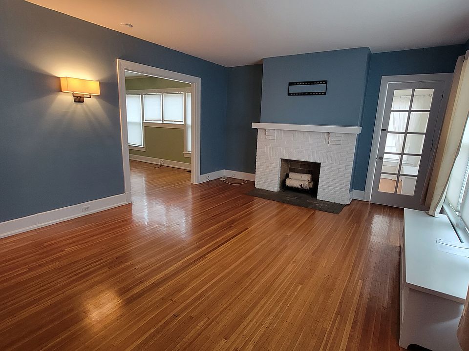 1st image of 2436 Boulevard Napoleon #1