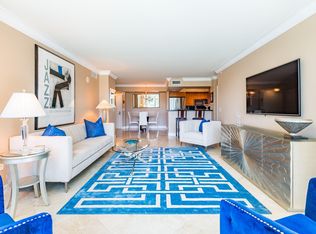 99 SE Mizner Blvd APT 215, Boca Raton, FL 33432