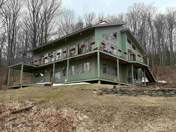 105 Village Run Drive, Warren, VT 05674