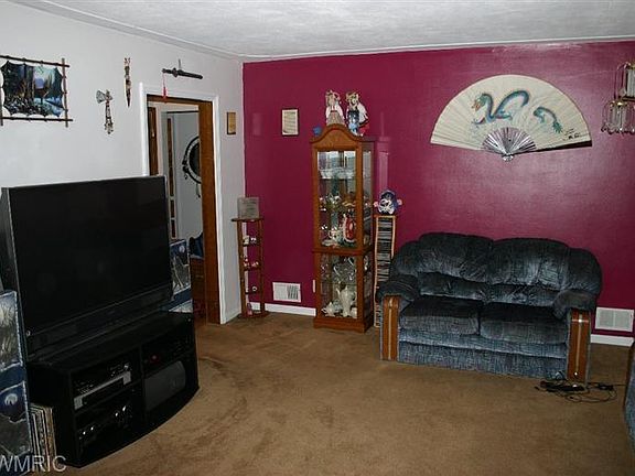 3rd image of 2709 Hazelwood Ave SW