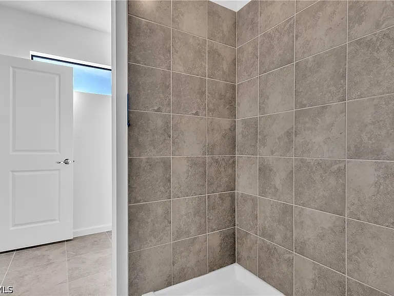 1424 Weeping Willow Ct — Photo 7