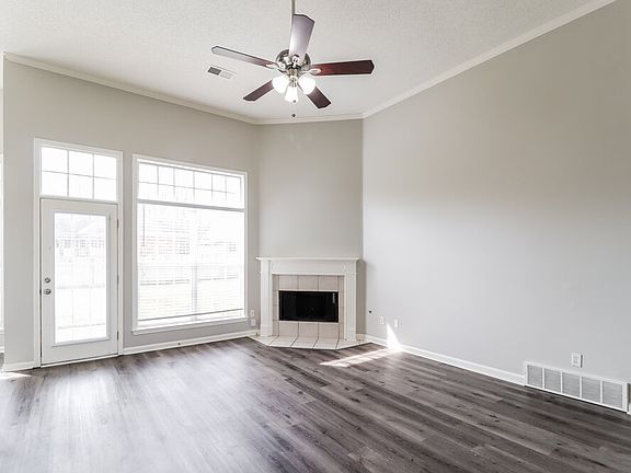 4th image of 8209 Buckhead Ln