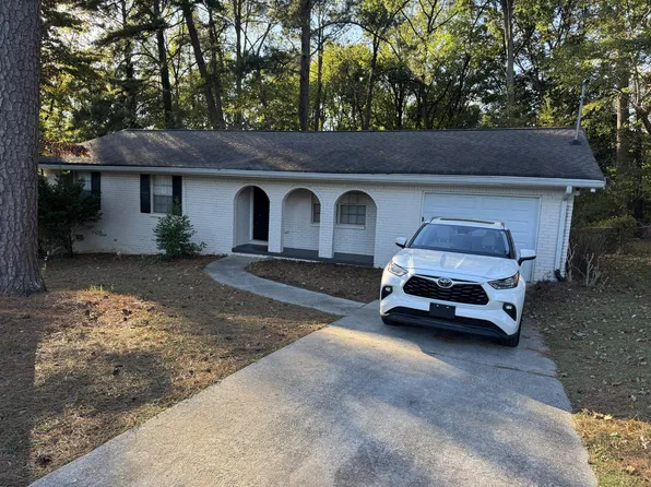 2791 Knollview Dr, Decatur, GA 30034