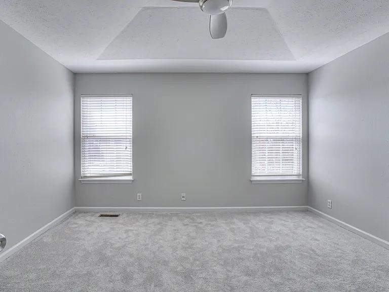 415 Arapaho Dr — Photo 16