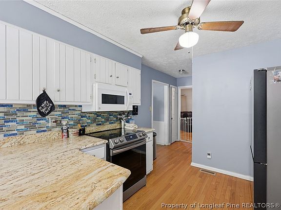 4th image of 2337 Rolling Hill Rd