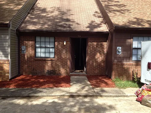912 S Lipona Rd Photo 1
