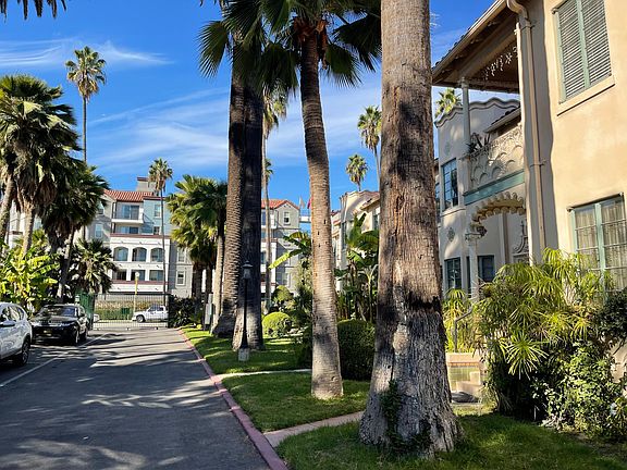 Outside our door, grounds are very well maintained