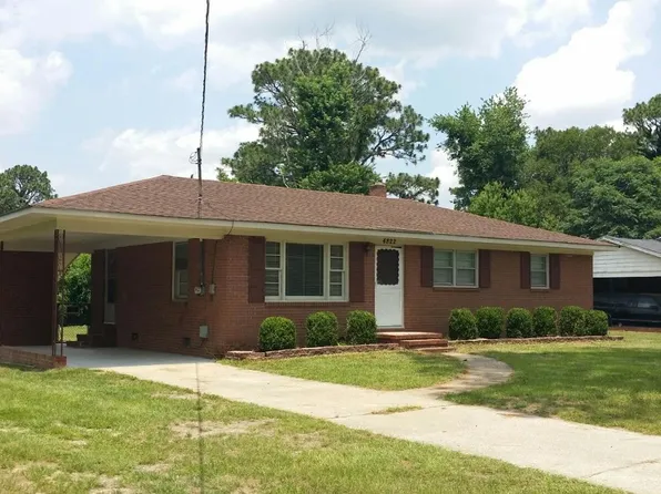 4822 Redwood Dr, Fayetteville, NC 28304