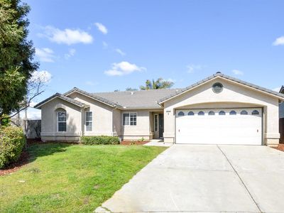 2432 Azalea St, Selma, CA, 93662