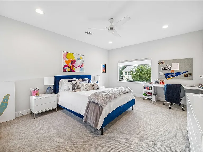 4532 Sunburst St — Photo 25