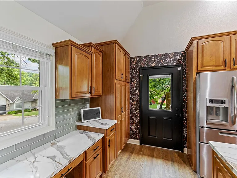 6525 NW Melody Ct #1 — Photo 5