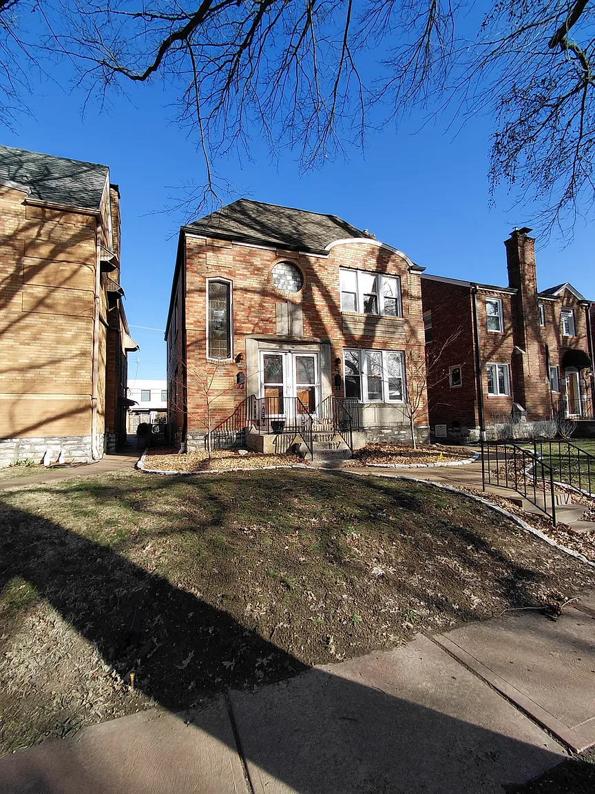 6637 Devonshire Ave photo 1
