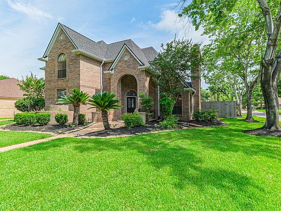 2nd image of 10402 Hondo Hill Rd