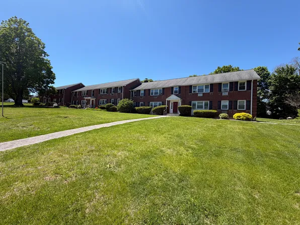 Summit Gardens, 1 Summit Dr #18D, New Milford, CT 06776
