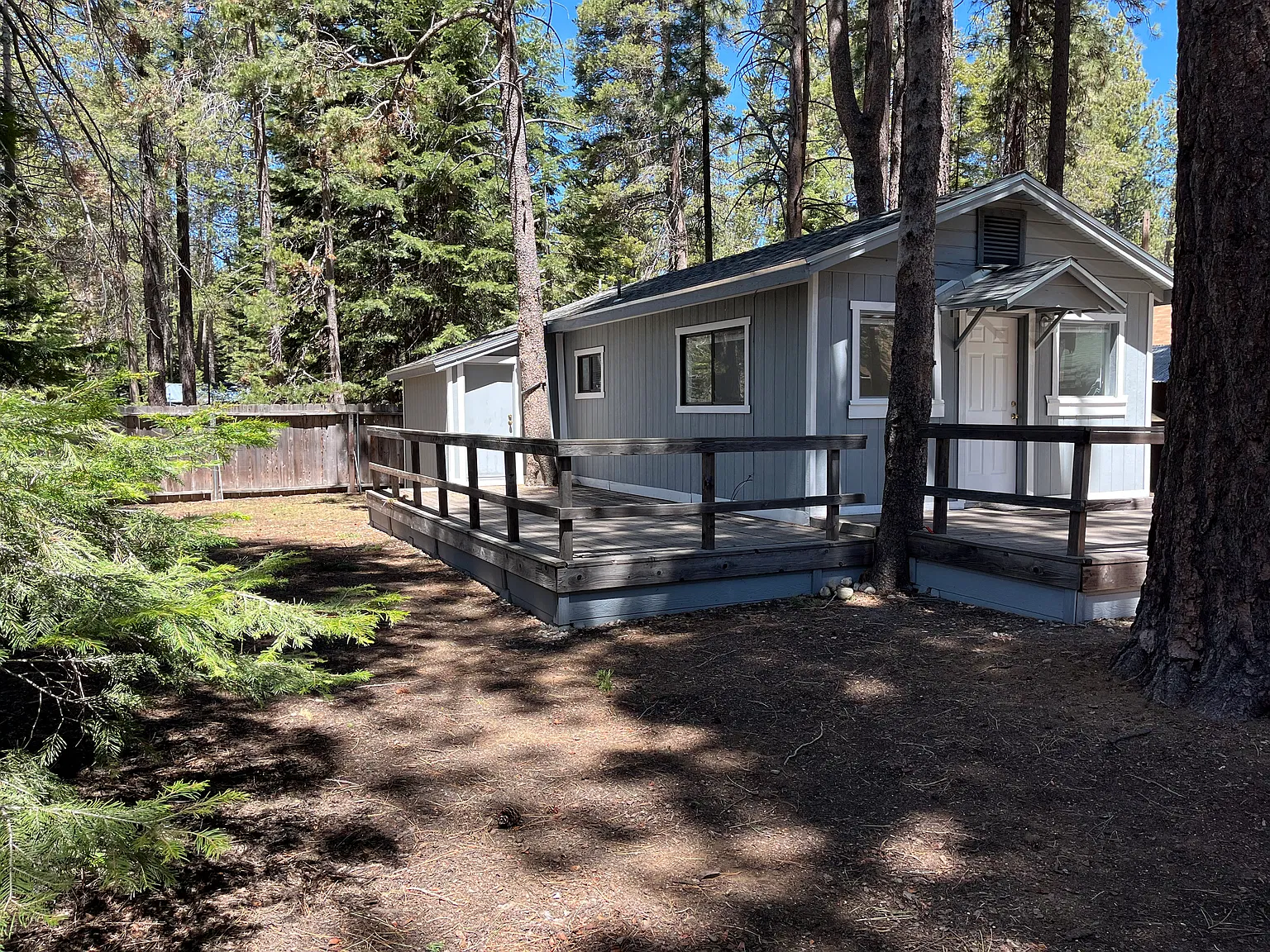 940 Tata Ln — Photo 2