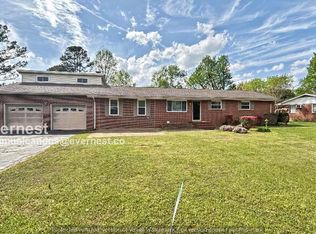 331 Serena Dr, Hixson, TN 37343