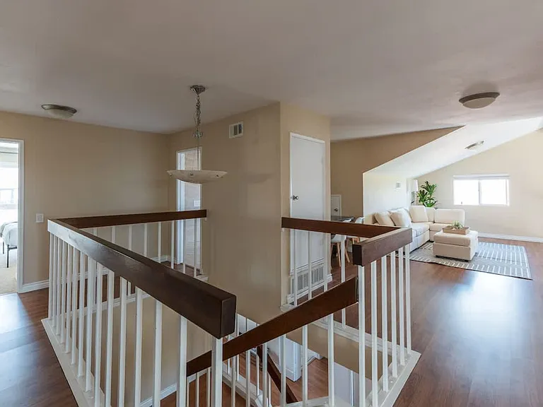 Crest Vista Dr — Photo 61