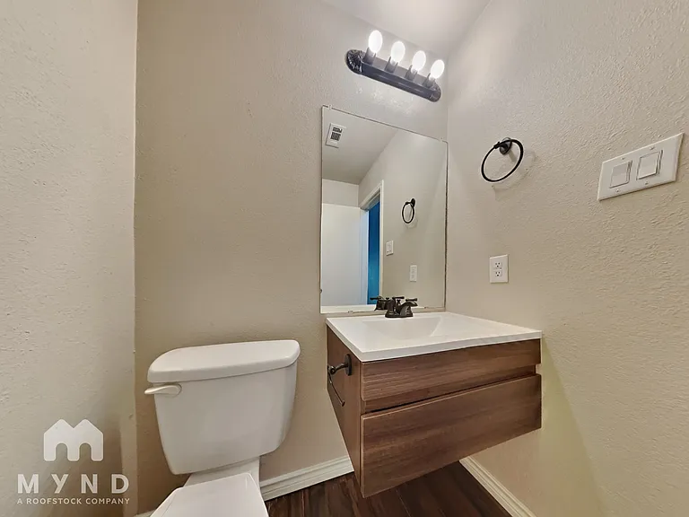 8709 Verona Trl — Photo 23