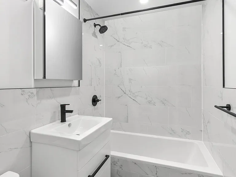 557 2nd Ave #3 — Photo 13