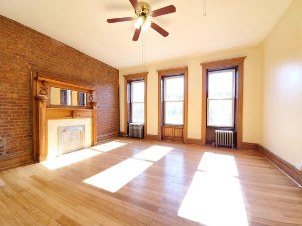 1st image of 227 W 137th St #3F