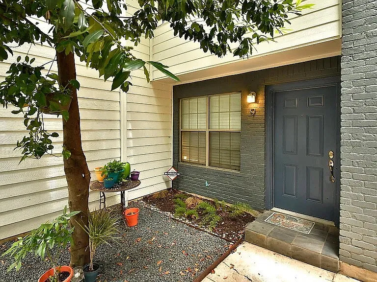 2101 Polaris Ave #9 — Photo 3