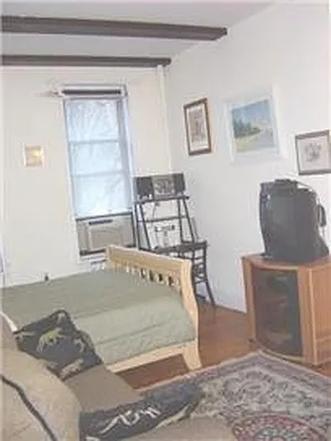 Rented by Oxford Property Group | media 8