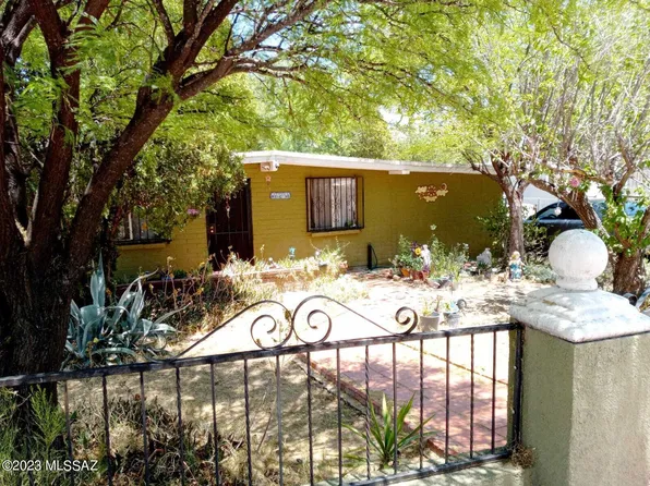 2754 N Silver Reef Dr, Nogales, AZ 85621