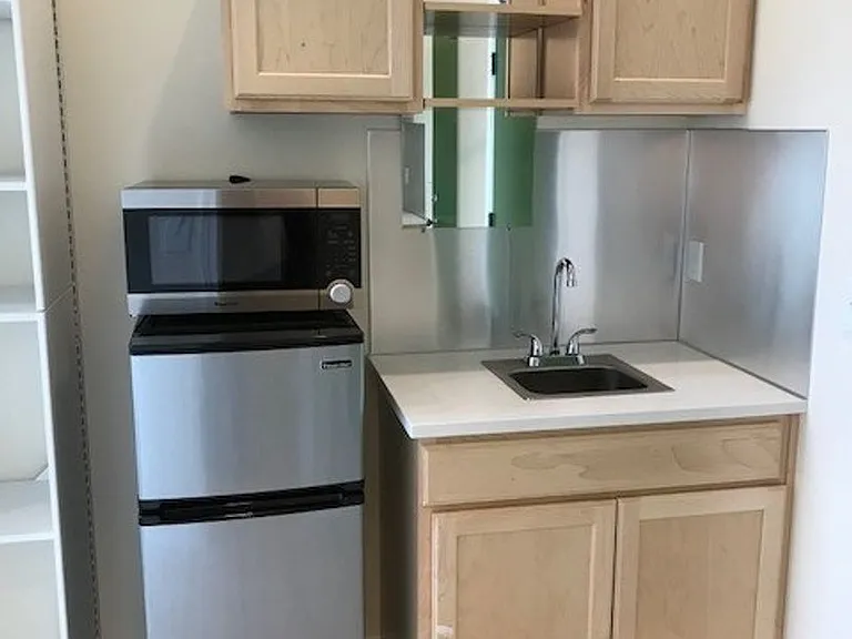 Riano by aPodment Suites Where Ballard Vibe Meets Smart Micro-Living — Photo 8