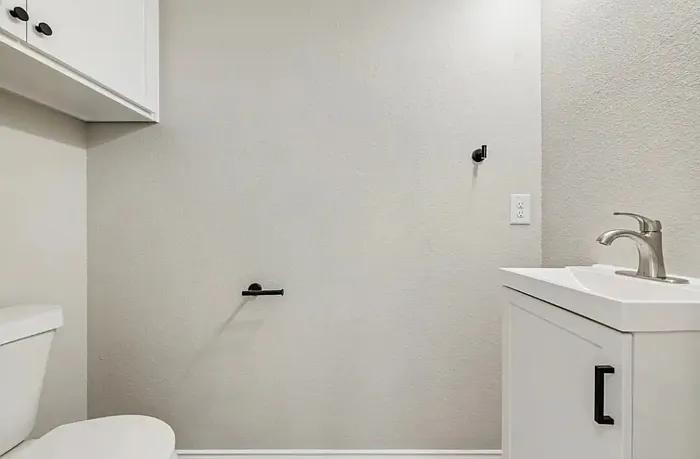 5612 Black Pine Cir — Photo 11