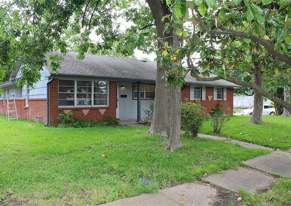 8415 Bronson St, Houston, TX 77034 MLS 21264780 Zillow
