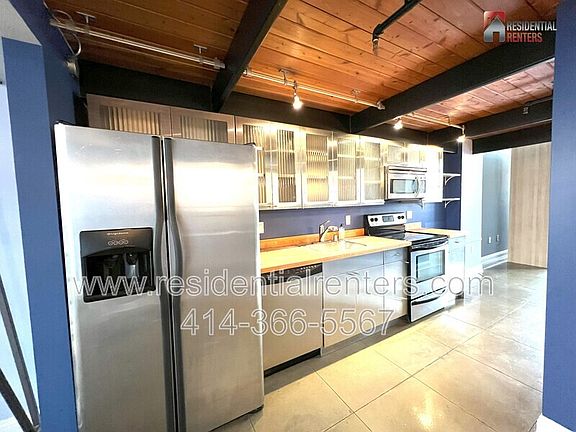 2nd image of 3059 N Weil St Unit 104