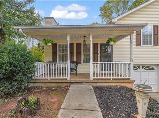 5325 High Point Rd, Flowery Branch, GA 30542