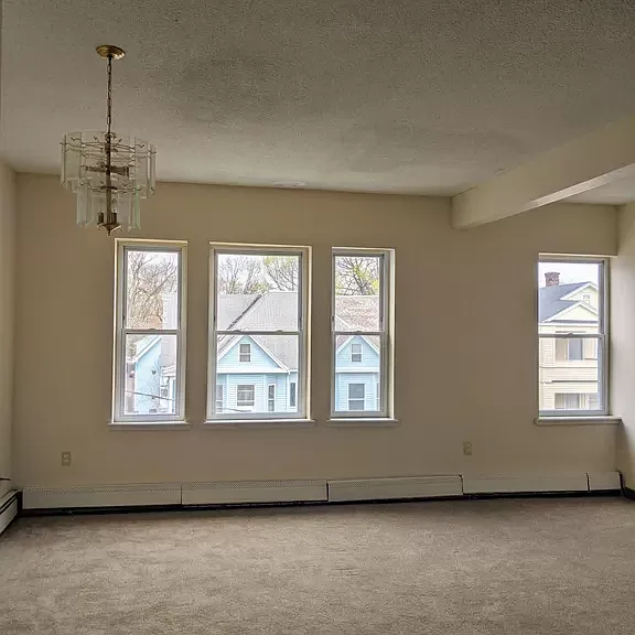 43 Lenox St #4 — Photo 5