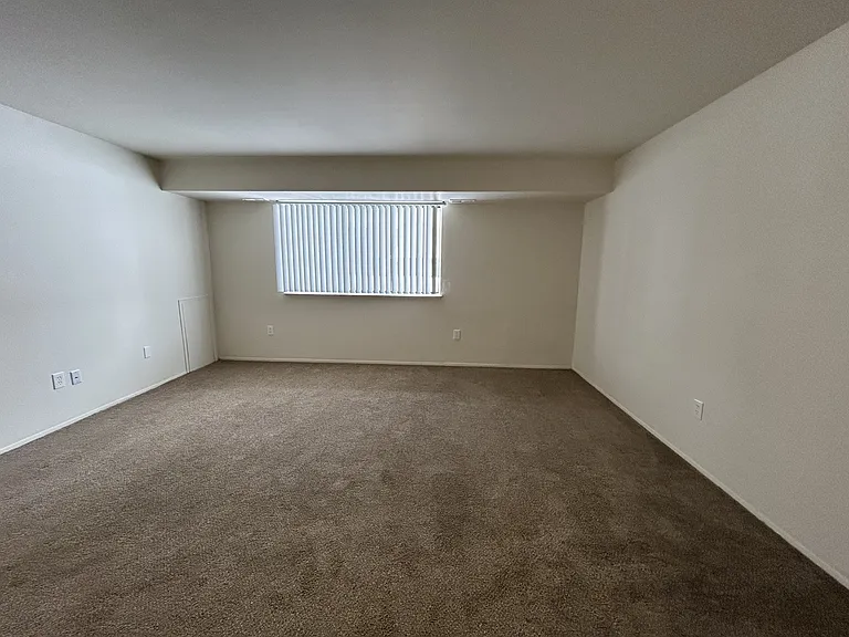 Perry Place Apartments — Photo 44