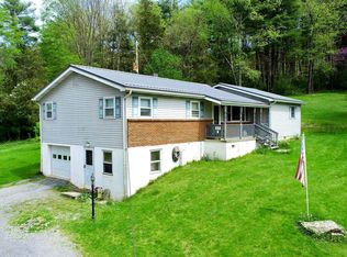 4282 Hillside Dr, Spruce Creek, PA 16683