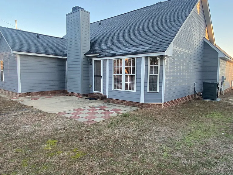 1047 Gatesville Dr — Photo 5