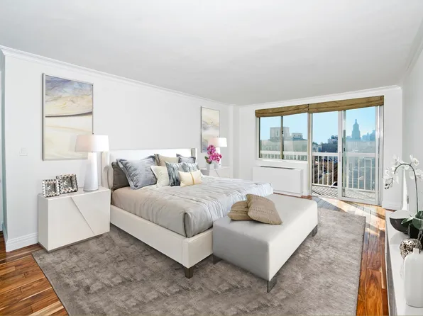 50 Lexington Avenue image 1 of 11