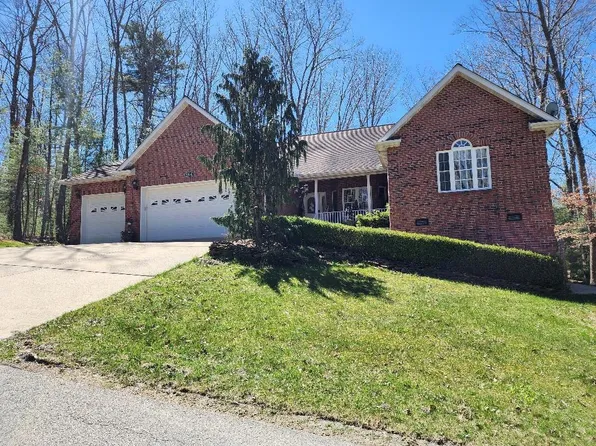 154 Glen Orchard Way, Daniels, WV 25832