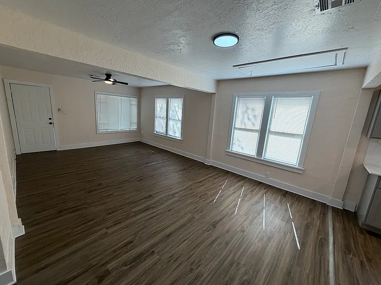 1507 NW Columbia Ave #A — Photo 3